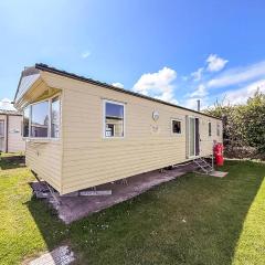 Lovely 8 Berth Caravan At California Cliffs Holiday Park In Norfolk Ref 50053C