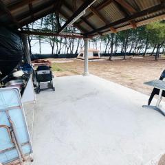 Mek Kiting Chalet Campsite
