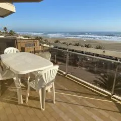 Appartement 2 pièces, terrasse face mer, parking - FR-1-750-91
