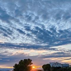 Seaside Serenity "Rose" with pool, 150m from sea