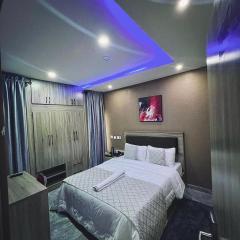 Macdestly Apartment