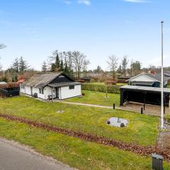 2 Bedroom Beautiful Home In Tarm