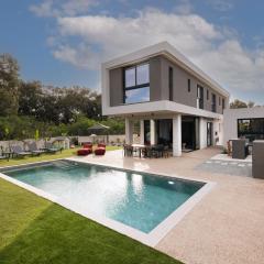 Black Diamond Villas Protaras