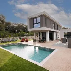 Black Diamond Villas Protaras