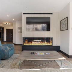 Luxury 3 Bedroom Condo In The Heart Of Beaver Creek Village With Heated Pool
