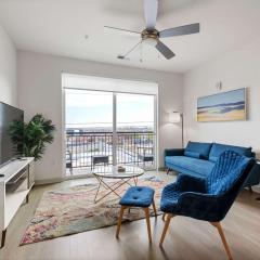 Modern Nulu 2BR CozySuites 07