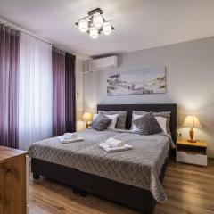 Luxury apartment with sea view,FREE parking!