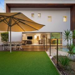 9 Depper Street - Large Residence Entire 6 Bed House