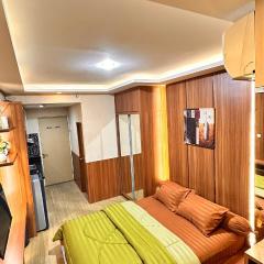 Perfect Escape Studio Daily Staycation Netflix & City View at Bale Hinggil Apartments
