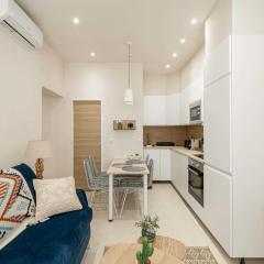 Cozy renovated apartment - 1BR4p - Hyper Center