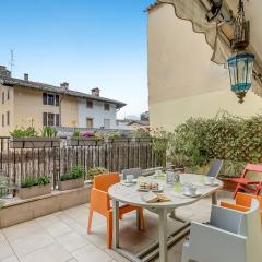 Flower House - Happy Rentals