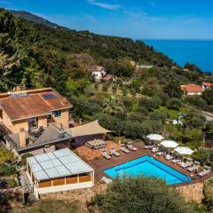 VILLA PROVENZA 12&4, Emma Villas