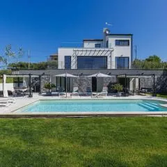 Holiday Home Villa Sonja by Interhome