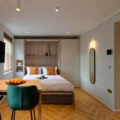 South Kensington Studios by D'Montrio