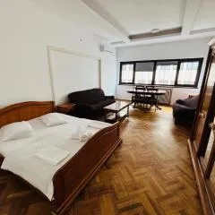 Iancu Apartments