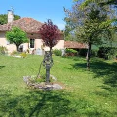 Maison chaleureuse à Martisserre avec jardin privatif et cheminée
