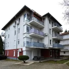 Liliom Apartman
