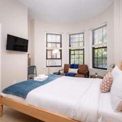 Serene Studio with Cozy Atmosphere