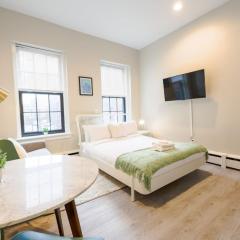 Bright Modern Studio in the South End
