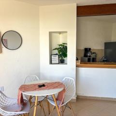 1BR in Villas Marlin, beach access and pools