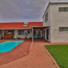 Milnerton Oak Lodge