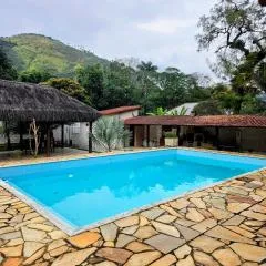 Casa na subida da Serra de Friburgo com Cachoeira