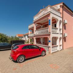 Cozy Apartment In Povljana With Wifi