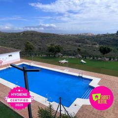 Cozy and quiet apartment with sea views