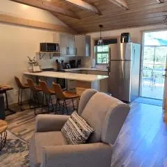 Recreational Therapy- Private 2 Bedroom with Hot Tub and Firepit