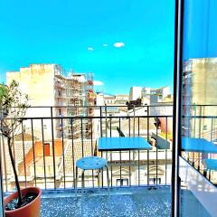 Teo Apartment in Via Umberto I, in the historic & baroque center of the city