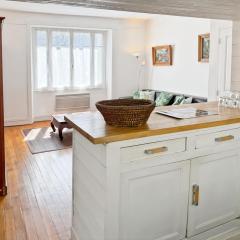 La maison des Hortensias Vic-Sur-Cère, 10 pers