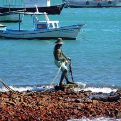 WB06 Rua das Pedras ! Apto c/ 02 quartos Confortável