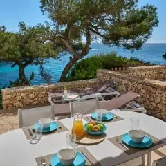 Waterfront Apartment 'Maria'. Pool. WIFI