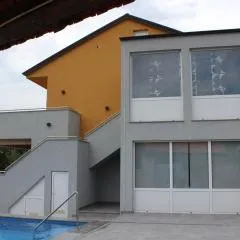 MM Villa, Strandnahe Villa mit Pool & Whirlpool in Kruševo