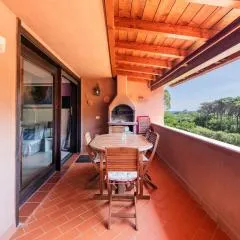 Purple House, 30m to beach