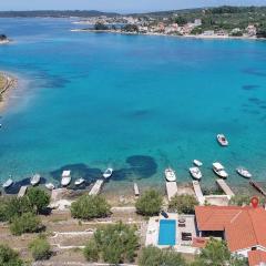 Villa Peace & Quiet by Villas Guide