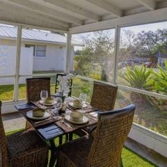 Cozy Escape Near Beach, Fire Pit & Bbq Nights