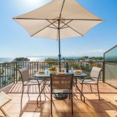 The Shell ll NEW at the beach, with Sea Views and Swimming Pool