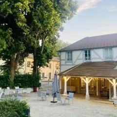 Hôtel du Cheval Blanc - Paris Marne La Vallée