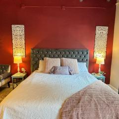 Eureka on Main Velvet Suite 102