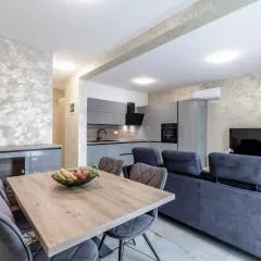 Apartment Nikol