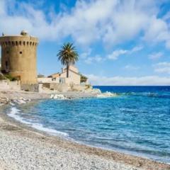 Appartement F4 avec jardin à deux pas de la mer