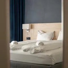BREEZE Hotel Victoria - Self-Service