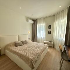 Heart of Varna, Close to the Sea