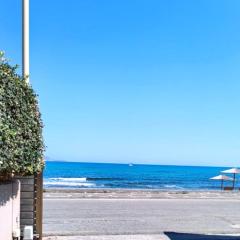 Turquoise Front Sea Apartment