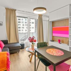 LAM Fuchsia AC-Balcony
