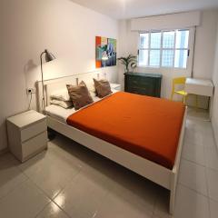 PMT15 - Seafront Apartment