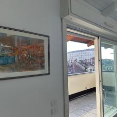 A casa di Manu - nuovissimo attico con terrazzo e box