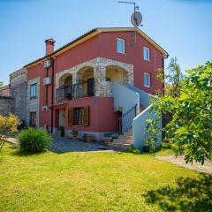 Casa Nadia in Peroj - Haus für 8 Personen