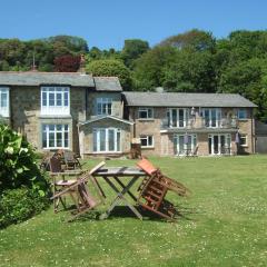 Woodcliffe Sea-view Apts